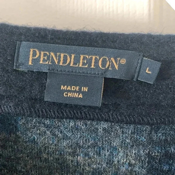 NWOT Pendleton button front wool cardigan - Picture 2 of 8